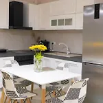 Apartamento By The